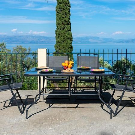 Villa Emily Achílleion 外观 照片