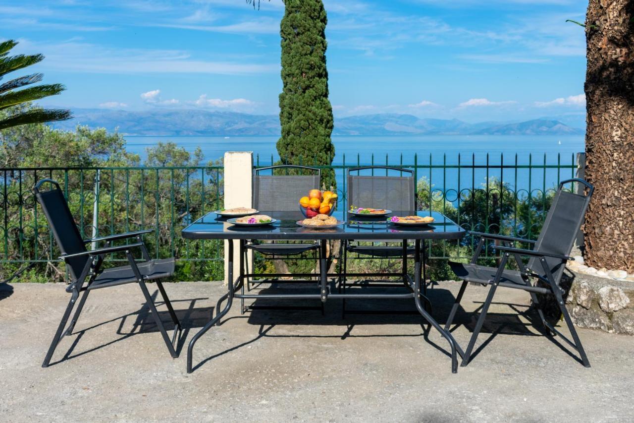Villa Emily Achílleion 外观 照片